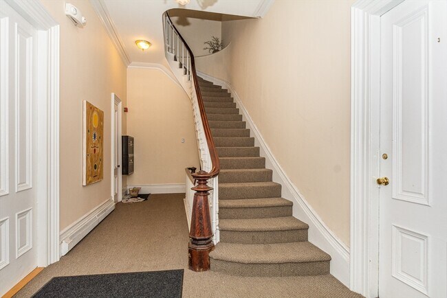 Foto del edificio - 78 W Concord St