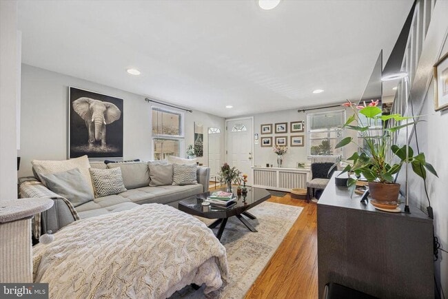 Foto del edificio - 213 Greenfield Ave
