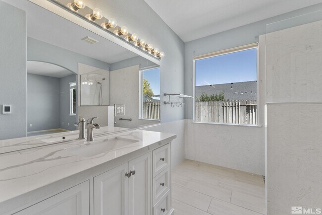 Building Photo - 1370 Chichester Dr