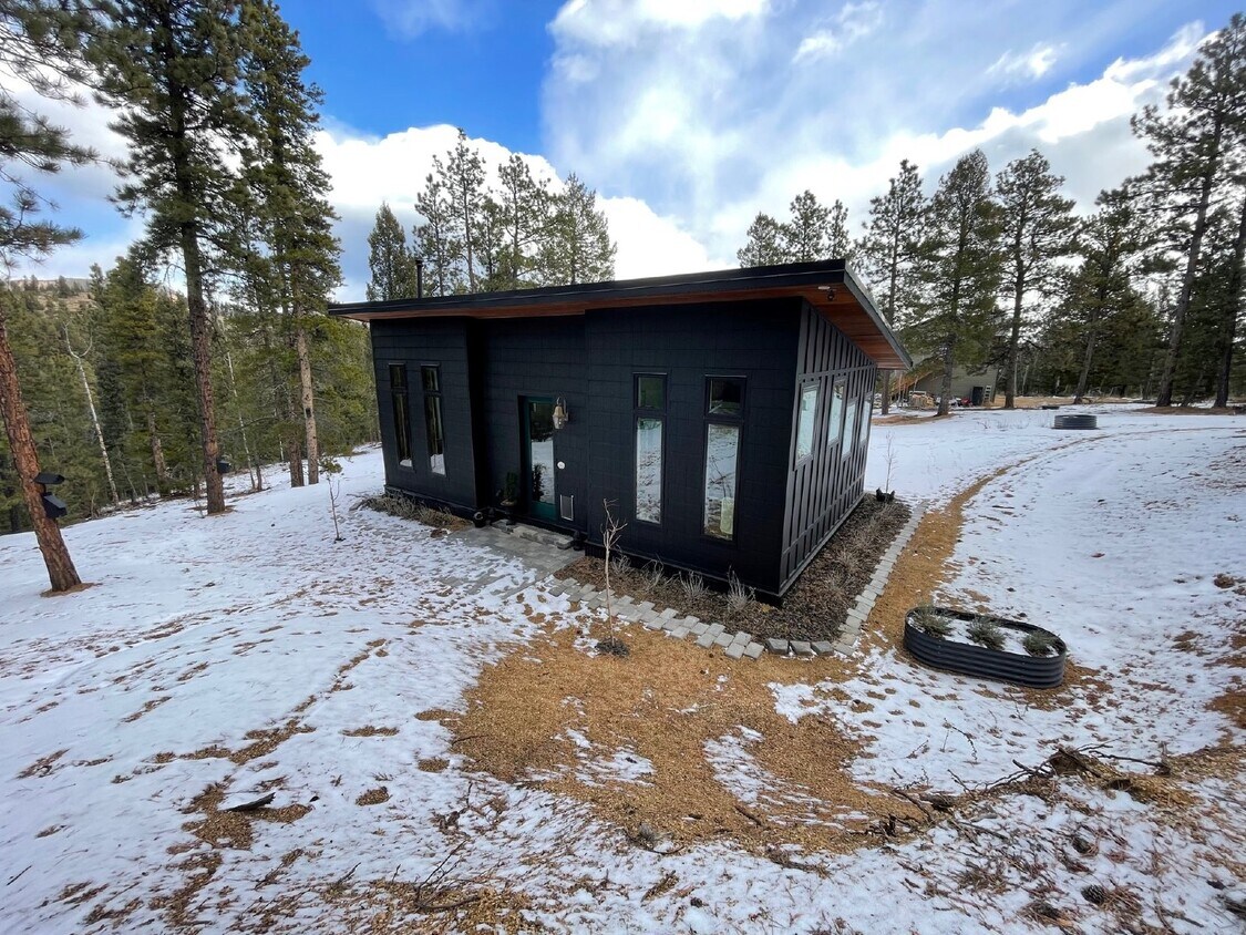 Primary Photo - Short Term Fully Furnished Cabin in Bailey!!!