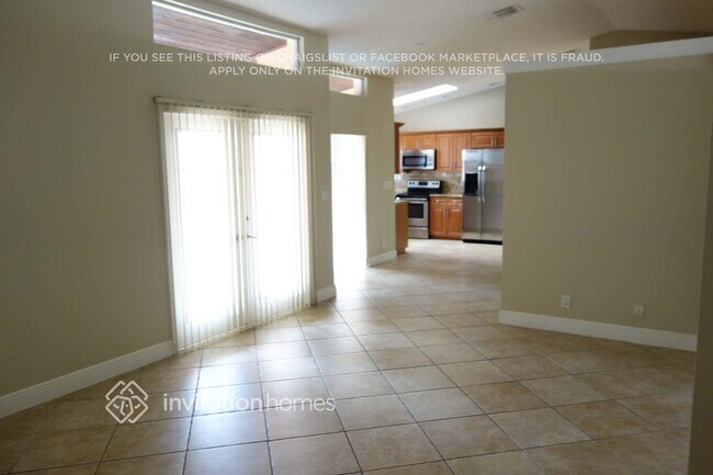 Foto del edificio - 7536 NW 21st St