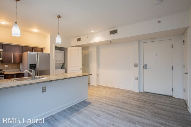Foto del edificio - 1 br, 1 bath House - 420 16th St SE (#109)