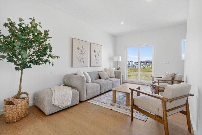 Building Photo - 7037 Fane Rd