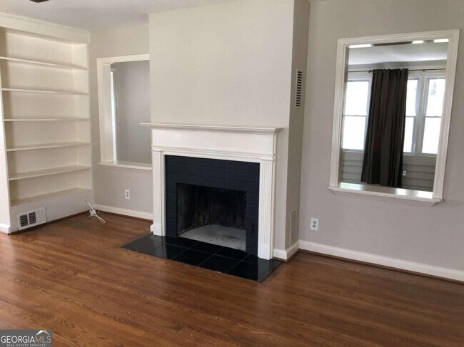 Foto del edificio - 901 Cumberland Rd NE