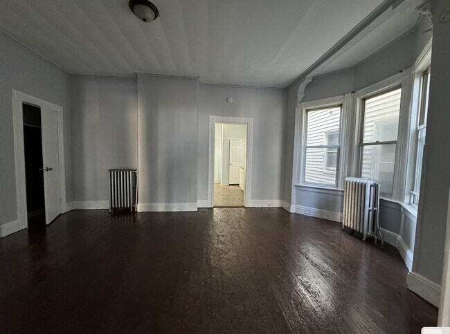 Foto del edificio - 96 Brown Pl