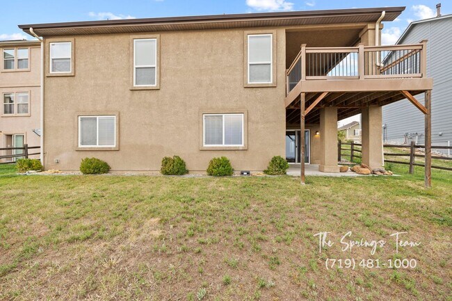 Foto del edificio - BEAUTIFUL 4 BEDROOM IN NORTHGATE'S GREYHAW...