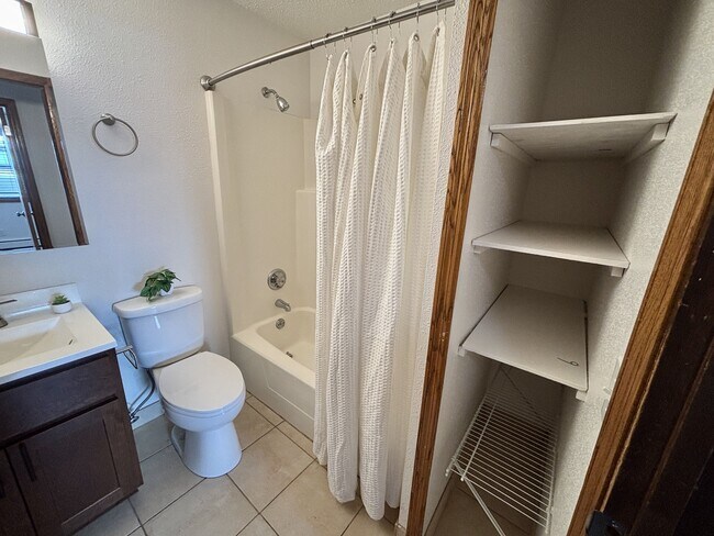 Foto del edificio - Town's Edge Apartments