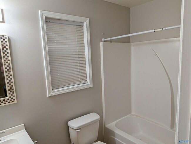 Foto del edificio - 3902 Thomas Rd SW