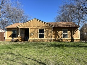 Building Photo - 1509 White Ave