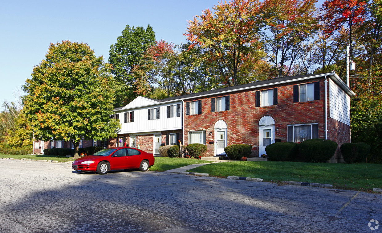 Foto principal - Georgetown Apartments & Townhomes