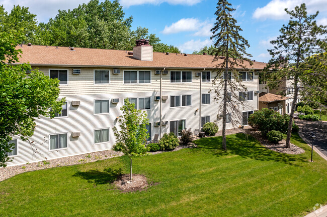 Building Photo - Cedar Ridge Apartments