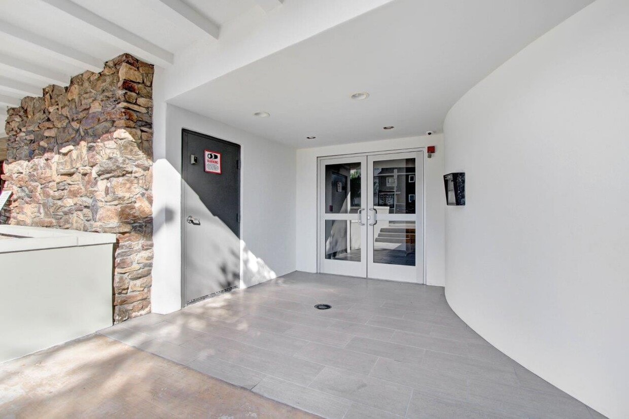 Toluca Court Apartments in North Hollywood, CA Westside Rentals