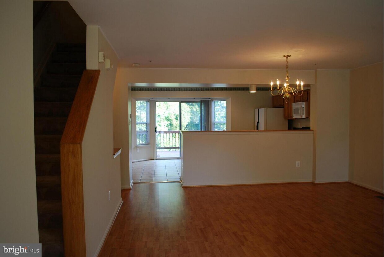 Primary Photo - 6176 Silver Arrows Way