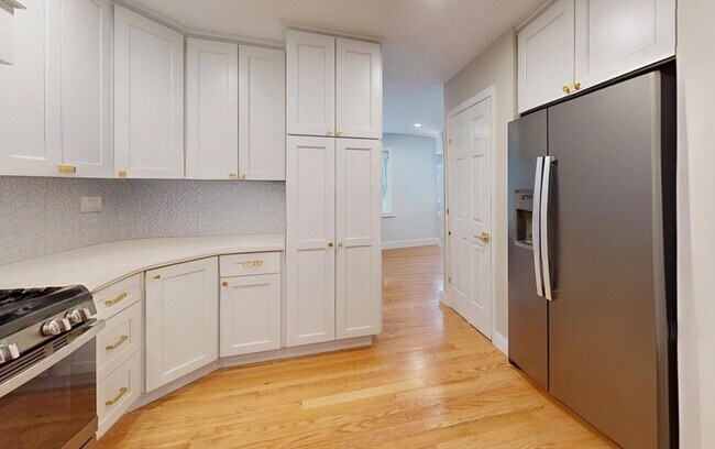 Foto del edificio - 8 Knollwood Ct