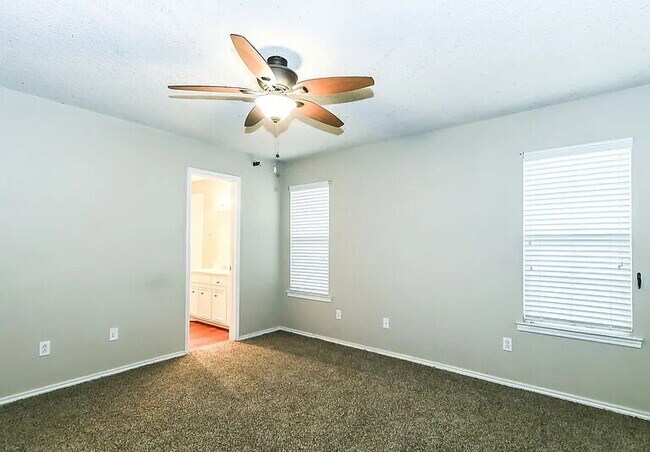 Foto del edificio - "Charming 3-Bed, 2-Bath Home with Spacious 1,373 Sq Ft in Lubbock's Desirable Neighborhood!"