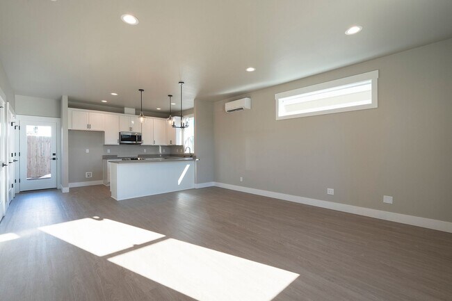 Foto del edificio - 2 Weeks Free Rent W/ Approved Application ...