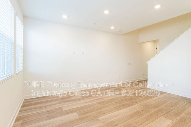 Building Photo - 316 Beaker Rd