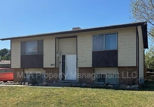 Building Photo - 5830 S Nickle Way