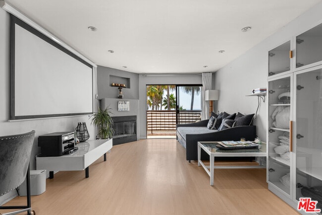 Building Photo - 26666 Seagull Way