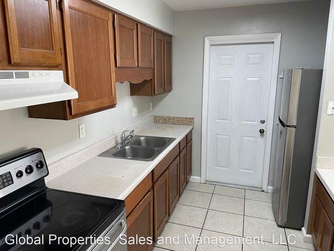 Building Photo - 2 br, 1 bath House - 1204 B Osceola Ave.