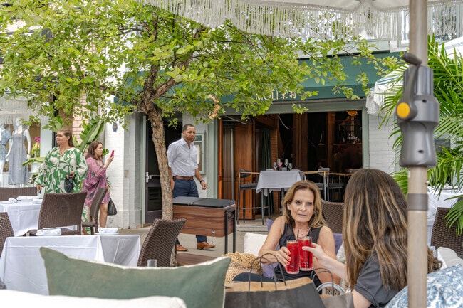 An afternoon cocktail on Greenwich Ave is just what to expect when you live in Indian Field.