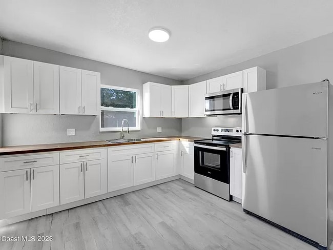Building Photo - 840 Adger Smith Ln