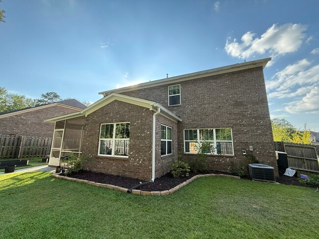 Building Photo - 139 Cedar Chase Ln