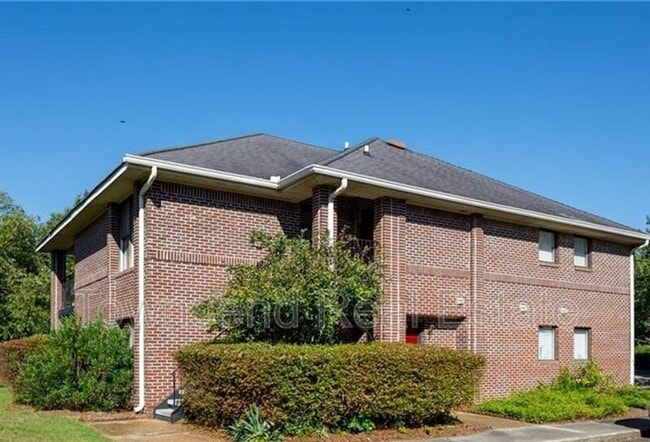 Building Photo - 1055 Ancestry Dr