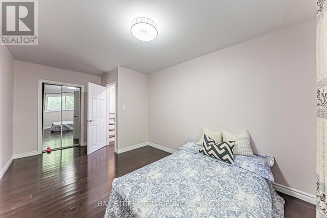 Building Photo - 43 Sherwood Forest Dr