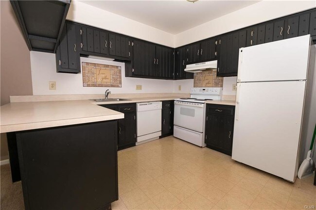 Building Photo - 2768 Springhaven Pl