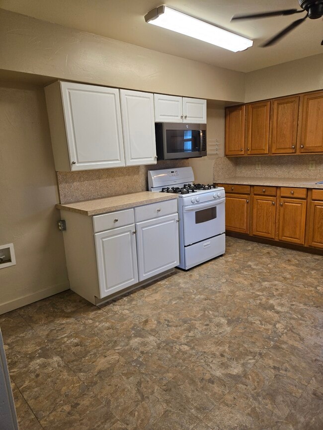 Building Photo - 4234 FM 1446