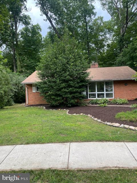 Foto del edificio - 7432 Hastings St