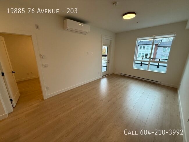 Photo du bâtiment - Brand New Condo in Langley