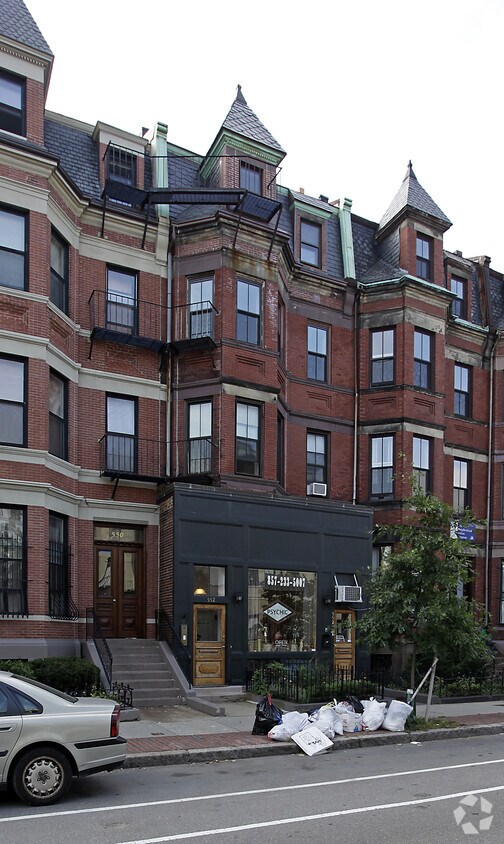 Primary Photo - 552 Columbus Ave