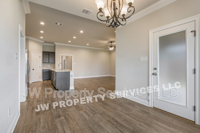 Foto del edificio - 612 Claiborne Trails Dr