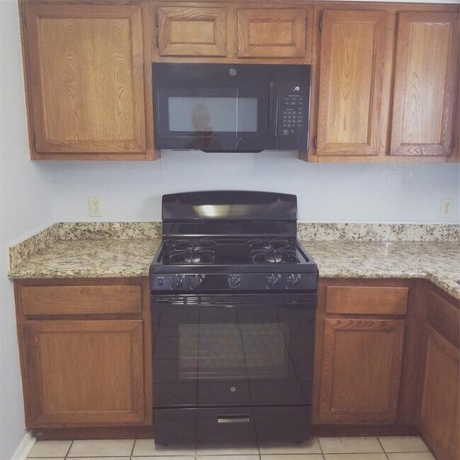 Building Photo - 12711 Sunset Dune Dr