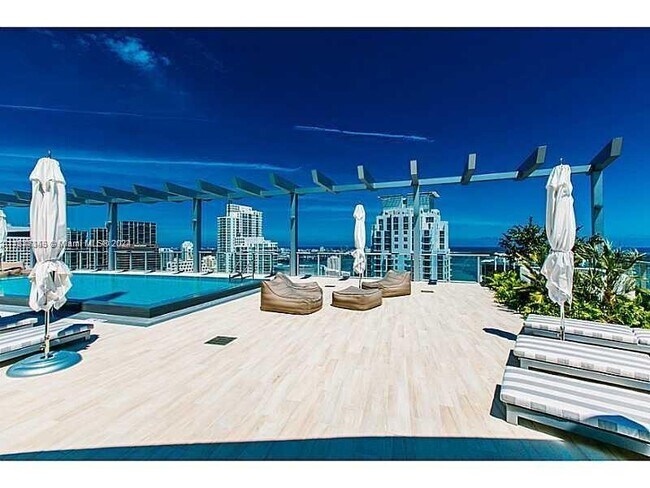 Foto del edificio - 1100S S Miami Ave