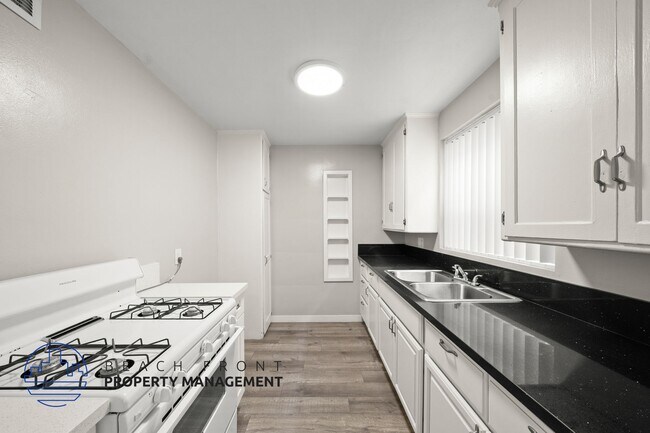 Foto del edificio - 2070-2080 Magnolia Ave.