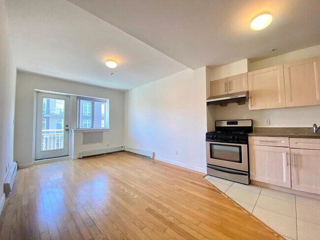 Foto del edificio - 41-25 Kissena Blvd