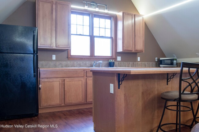 Foto del edificio - 1545 Leeds Athens Rd