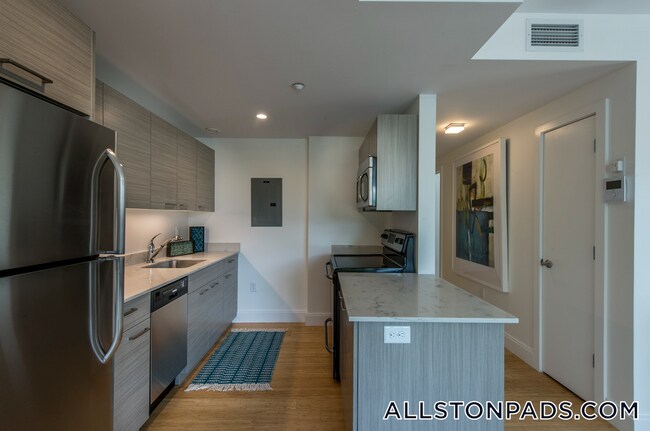 Building Photo - 40 Malven St.