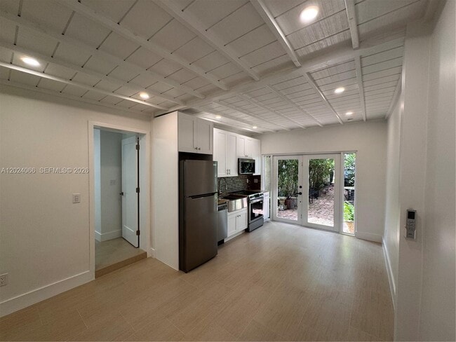 Building Photo - 231 Salamanca Ave