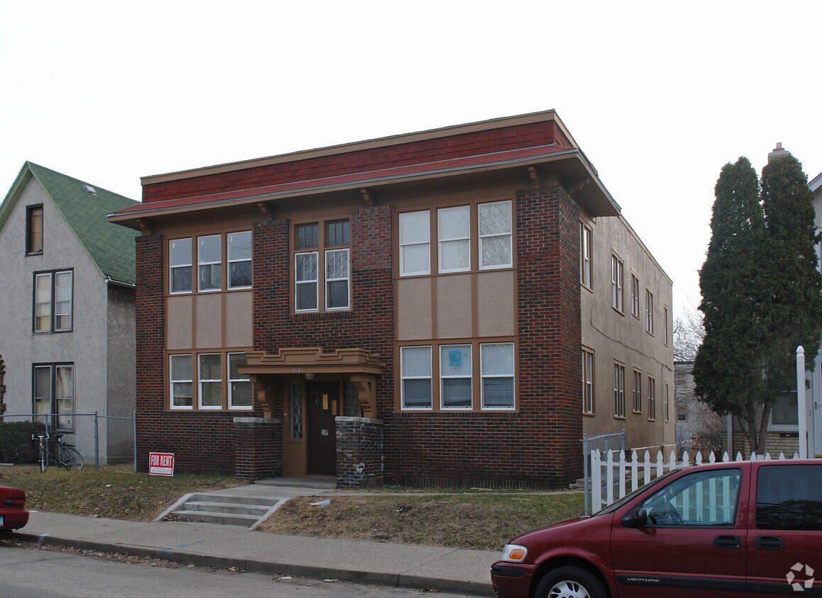 Primary Photo - 3141 Grand Avenue South