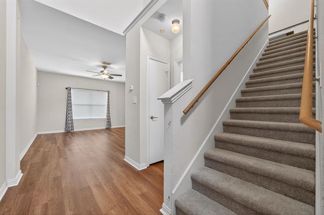 Foto del edificio - 7228 Mediterranean Dr