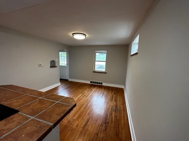 Foto del edificio - 930 Bower Hill Rd