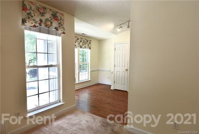 Building Photo - 1014 Salmon River Dr