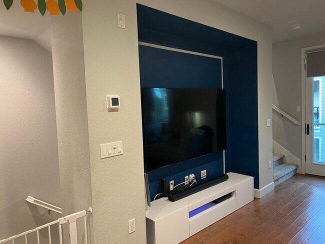 Building Photo - 865 Tranquility Cir