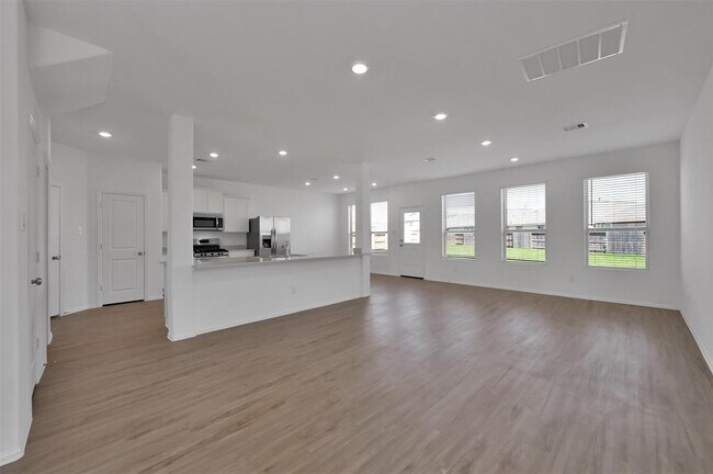 Building Photo - 19302 Via Vinovo Ct