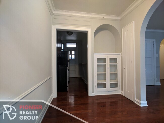 Foto del edificio - 546 W Surf St