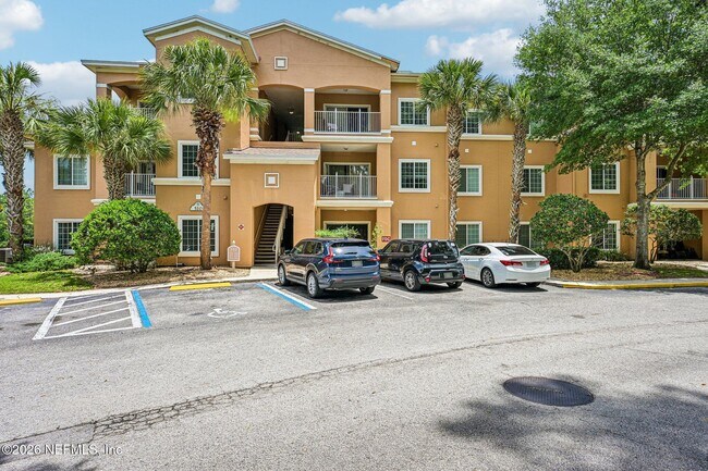 Building Photo - 510 Florida Club Blvd